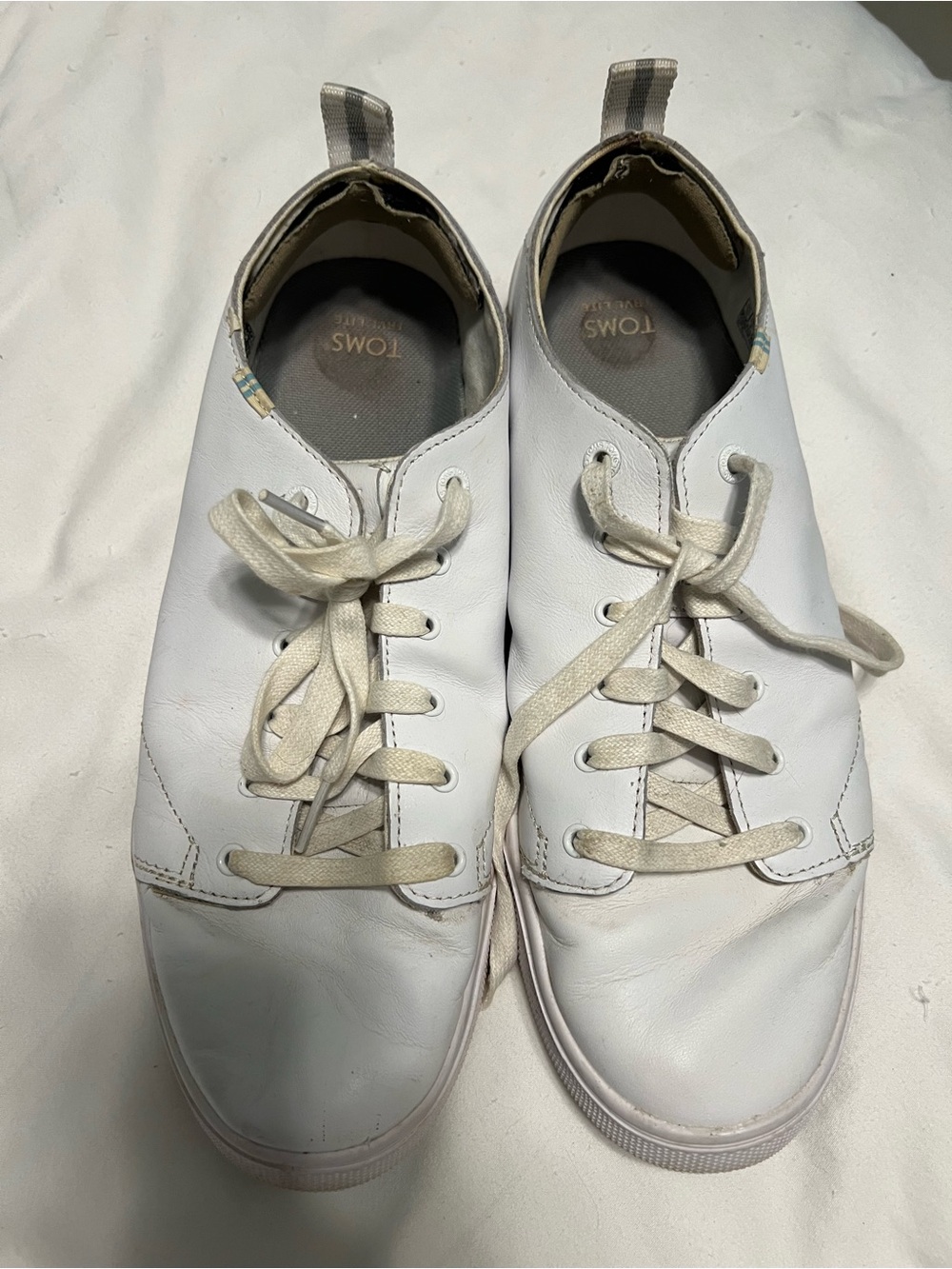 TOMS White Leather Low-Top Lace Sneakers